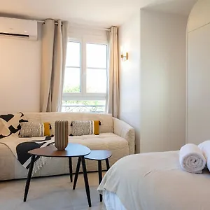 Appartement Superbe Rénové à 100m De La, Saint-Tropez