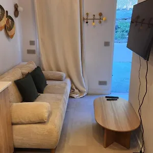 Appartement Beau Rénové Dans Résidence Avec Piscine, Saint-Tropez